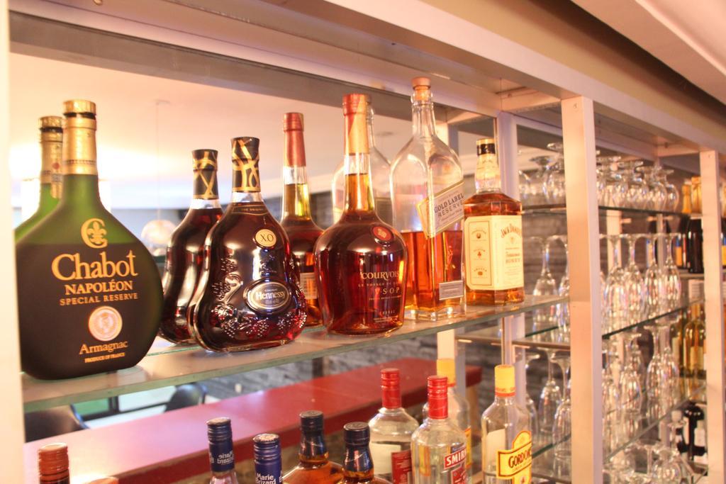 Eleven'S Hotel & Spa Abidjan Eksteriør bilde
